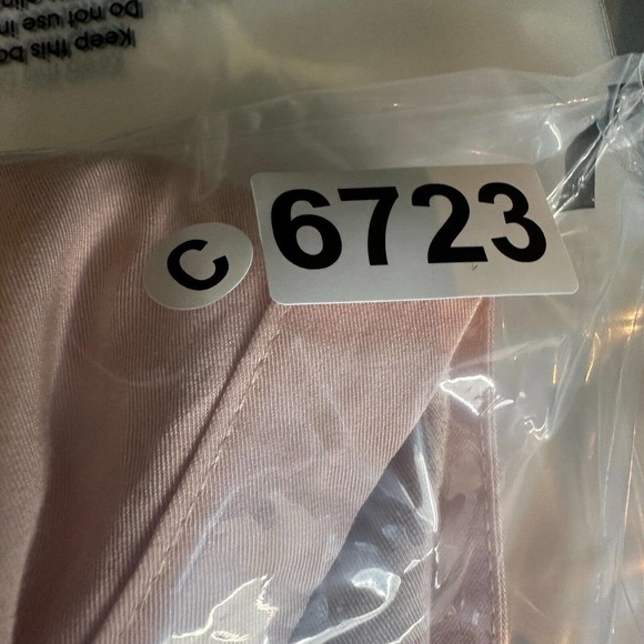 Chicos Button Shirt Womens 2 (US Large) Blush Pink Roll Tab Sleeves - Picture 15 of 15